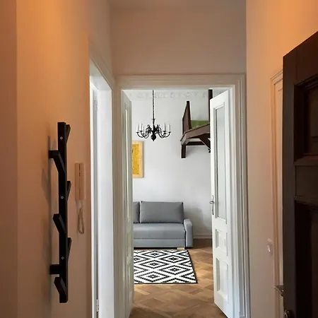 Kamienica Srodmiescie 17a Апартаменты