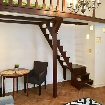 Апартаменты Kamienica Srodmiescie 17a Варшава