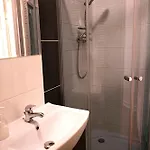 Kamienica Srodmiescie 17a *
